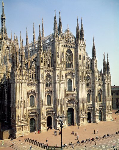 Vista de la fachada, comenzada en 1386 de Italian School