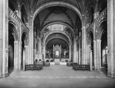 Vista de la nave hacia el ábside, c.1120 de Italian School