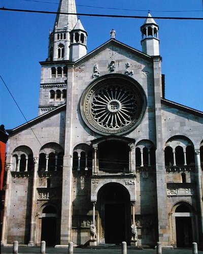 Fachada oeste de Italian School Italian School