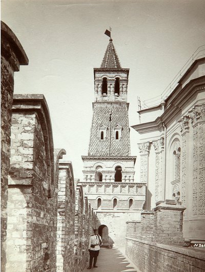 La Torre de la Armería (Oruzheynaya) en el Kremlin de Moscú. Foto del álbum de Ivan Fyodorovich Borshchevsky (1851-1948), antes de 1889. Centro del Museo Estatal Unido en el Kremlin, Moscú de Ivan Fyodorovich Borshchevsky