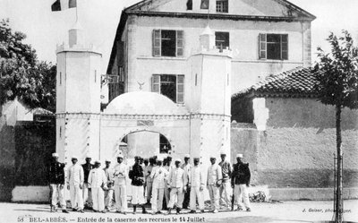 Cuarteles de los reclutas, Legión Extranjera Francesa, Sidi Bel Abbes, Argelia, 14 de julio de 1906 de J. Geiser