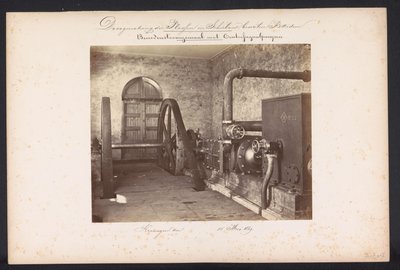 Estación de bombeo de vapor con bombas centrífugas / Kralingen den 14 de mayo de 1869 (título sobre el objeto) Recuperación de los lagos en Schieland al este de Rotterdam (título de la serie sobre el objeto) de Jacobus van Gorkom jr.