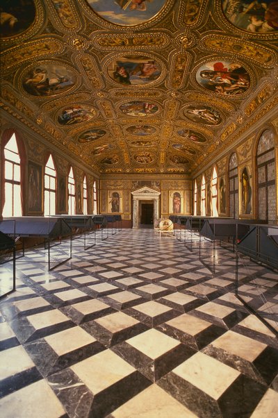 La Sala Dorata, construida entre 1537-88 de Jacopo Sansovino