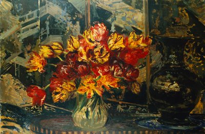 Ramo de tulipanes y un biombo de Jacques Emile Blanche