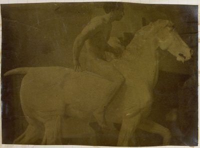 Estudio de un modelo desnudo masculino, sentado sobre un caballo de yeso, en el estudio de Jacques de Lalaing, posible estudio preliminar para Retrato ecuestre, Museo de Bellas Artes de Gante de Jacques Lalaing (attributed to)
