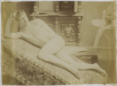 Estudio de un modelo de desnudo masculino, acostado, en el estudio de Jacques de Lalaing de Jacques Lalaing (attributed to)