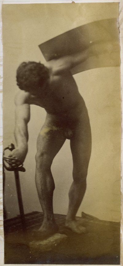 Estudio de un modelo desnudo masculino, de pie inclinado con espada y escudo en las manos, en el estudio de Jacques de Lalaing de Jacques Lalaing (attributed to)