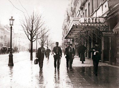 Guardias en la calle, Bruselas, 1898 de James Batkin