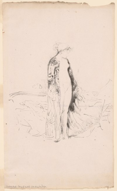 Modelo drapeado, de pie junto a un sofá de James Abbott McNeill Whistler