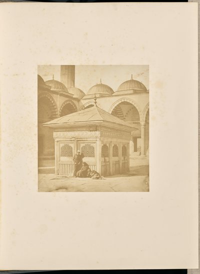[Fuente en el patio de la mezquita Sülemaniye] de James Robertson