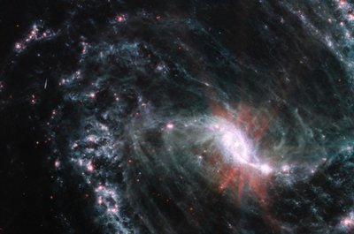 NGC 1365 (Imagen MIRI) de James Webb Space Telescope (NASA)