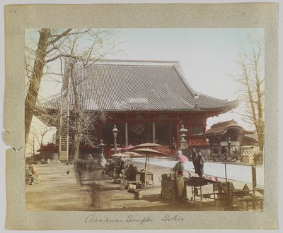 Templo Asakusa, Tokio, Japón (foto en blanco y negro coloreada a mano) de Japanese Photographer
