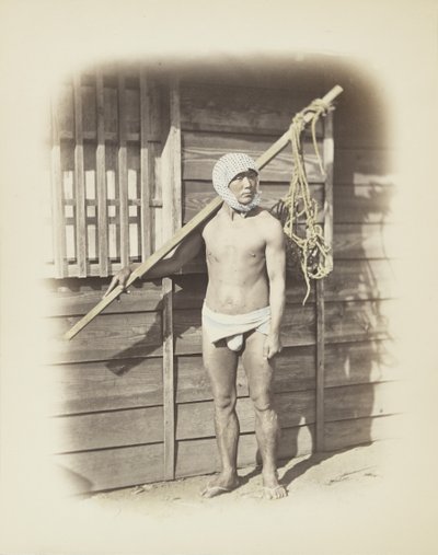 Hombre con cesta de pesca de Japanese Photographer