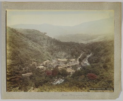 Nueva carretera, Kiga, cerca de Miyanoshita, Prefectura de Kanagawa, Japón de Japanese Photographer