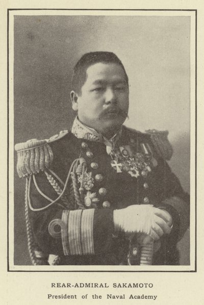 Contraalmirante Sakamoto, Presidente de la Academia Naval de Japanese Photographer