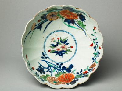Cuenco con lados acanalados y borde festoneado, ko-Imari, c.1770-20 de Japanese School
