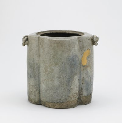 Jarra de agua para ceremonia del té con cuatro lóbulos y dos asas, prefectura de Gifu, período Edo, mediados del siglo XVII de Japanese School
