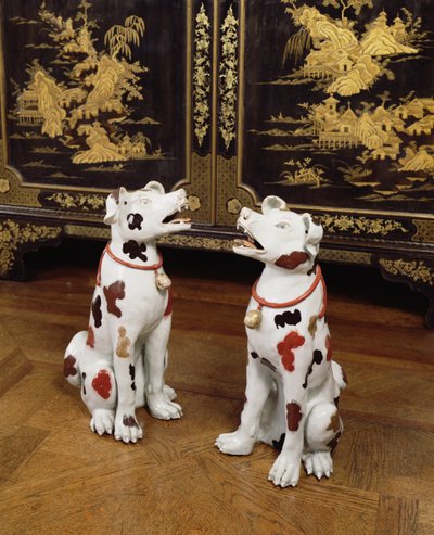 Par de perros sentados de Imari (porcelana de pasta dura) de Japanese School