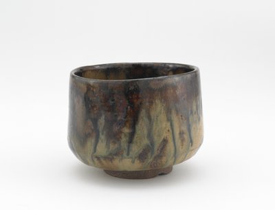 Tazón de té llamado Ochiba (Hojas Caídas) de Japanese School