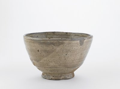 Tazón de té con borde intencionado, Hagi, prefectura de Yamaguchi, período Edo de Japanese School