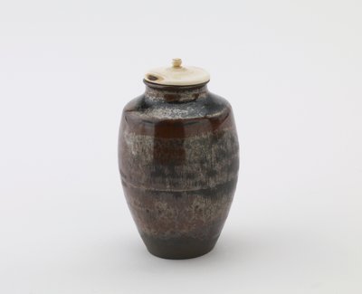 Caddy de té, forma katatsuki, período Edo de Japanese School