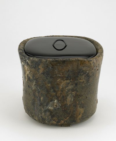 Jarra de agua para ceremonia del té, Imbe, prefectura de Okayama, período Edo, 1625-50 de Japanese School