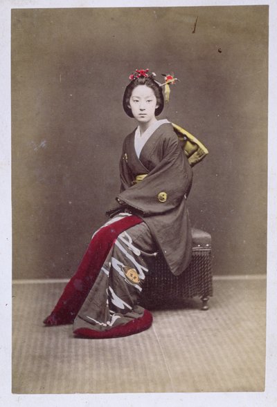 Joven con kimono, c.1860-70 de Japanese School
