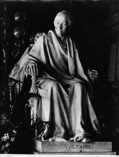 Escultura sentada de Voltaire (1694-1778) de Jean Antoine Houdon