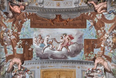 Venus entrega la corona a Ariadna; sobre las nubes Venus, rodeada de cupidos, ofrece la corona de Vulcano a Ariadna sentada junto a Baco de Jean Boulanger