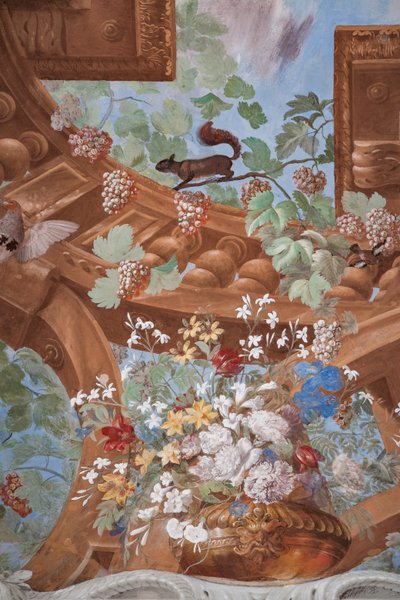 Sarmientos, uvas, flores y una ardilla, detalle de Jean Boulanger