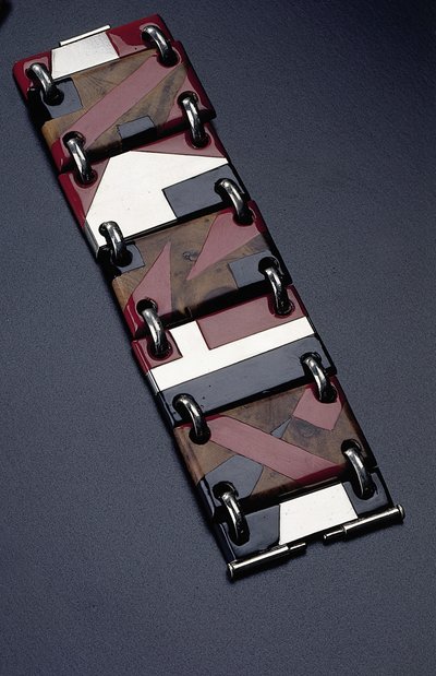 Pulsera de tuya, c.1930 de Jean Dunand