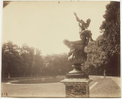 Versalles, Gran Trianón (Jarrón de Le Lorrain) de Jean Eugène Auguste Atget