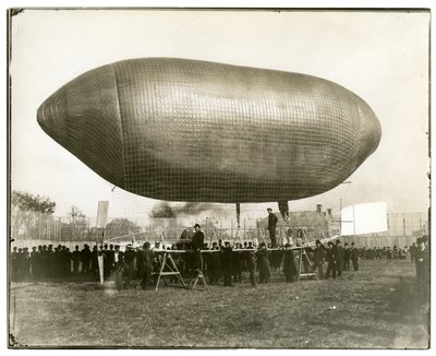 Dirigible "California Arrow" de Jessie Tarbox Beals