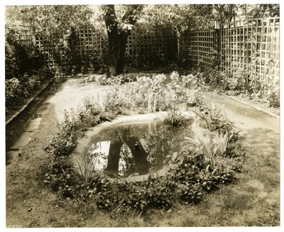 Jardín de la Sra. W H Wells, 265 W 11th, Greenwich Village, Nueva York, EE.UU., c.1936-37 de Jessie Tarbox Beals