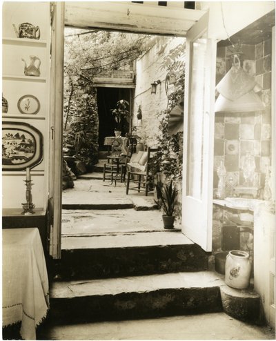 Casa del Sr. y la Sra. George Stonehill, Greenwich Village, Nueva York, EE.UU., c.1905-40 de Jessie Tarbox Beals