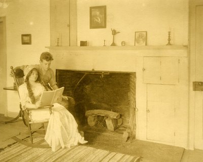 Malcolm Stewart Boylan y su madre. Él es uno de los 9 importantes escritores de títulos de Hollywood, c.1905-17 de Jessie Tarbox Beals