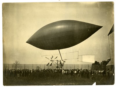 Dirigible "Meteor" de Jessie Tarbox Beals