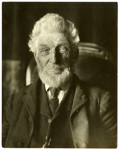 Sr. Messenger, apicultor, c.1905-09 de Jessie Tarbox Beals