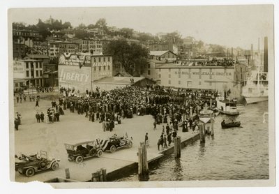 Newburgh: recepción en el muelle de Jessie Tarbox Beals