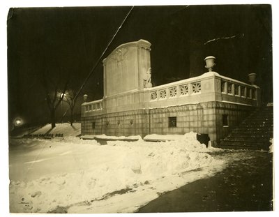 Memorial de Shaw por la noche, Boston, EE.UU., c.1902-10 de Jessie Tarbox Beals