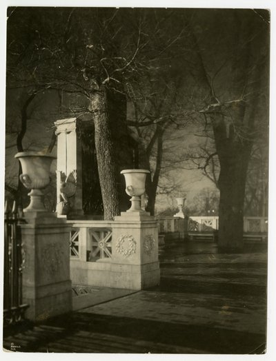 Memorial de Shaw por la noche, Boston, EE.UU., c.1902-10 de Jessie Tarbox Beals
