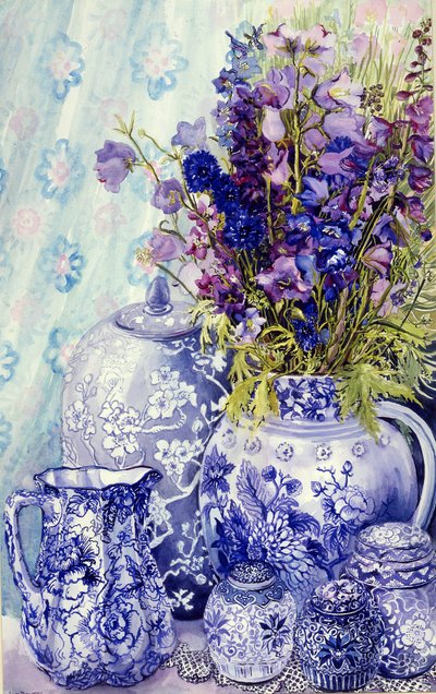 Delphiniums con Macetas Azules Antiguas, 2000 de Joan Thewsey