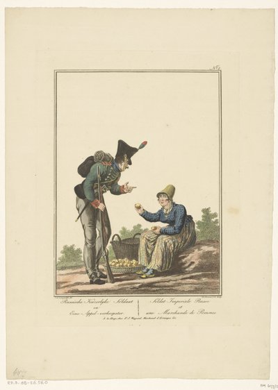 Soldado de pie con una vendedora de manzanas sentada Soldado imperial ruso y vendedor de manzanas (título sobre el objeto) Uniformes y disfraces (título de la serie) de Joannes Bemme