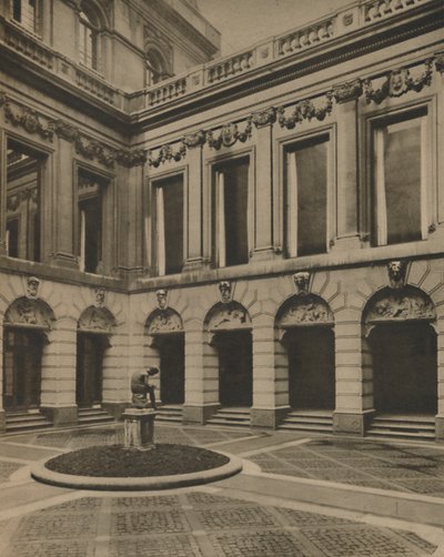 Patio del Drapers Hall en Throgmorton Street, c. 1935 de Joel