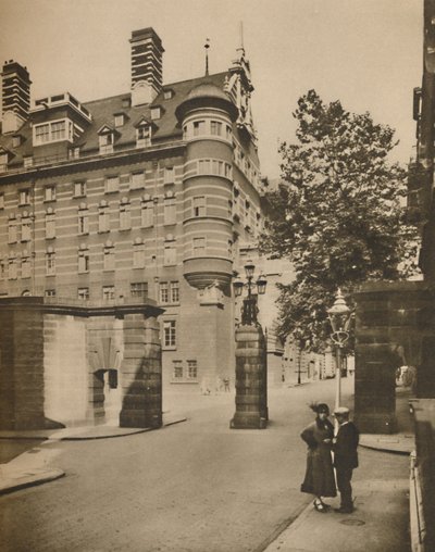 Entrada a Scotland Yard desde Derby Street de Joel