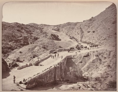 Puente de Mackeson y ascenso más allá, mirando hacia Ali Musjid de John Burke