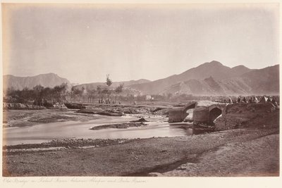 El viejo puente sobre el río Kabul de John Burke