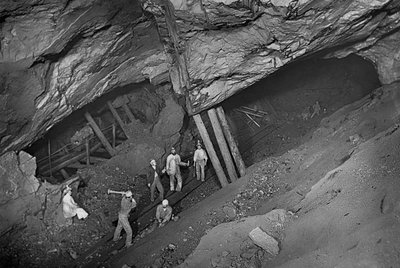 Minería subterránea, Dolcoath, Cornualles de John Charles Burrow