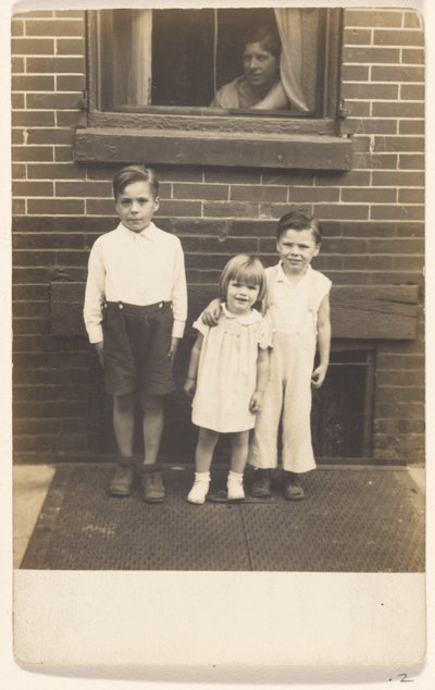 [Retrato de tres niños] de John Frank Keith
