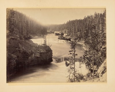 Rápidos del Yellowstone por encima de las cataratas de John K. Hillers